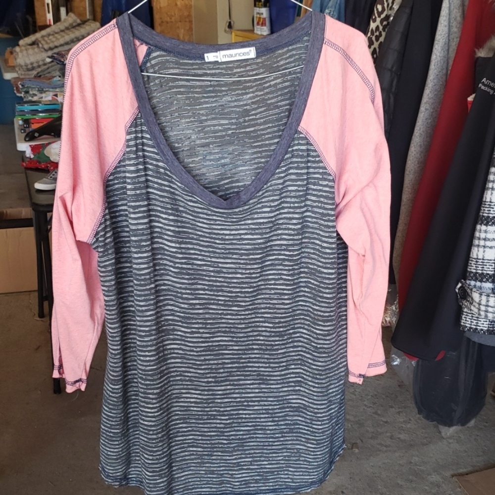 Maurices plus sized baseball tee